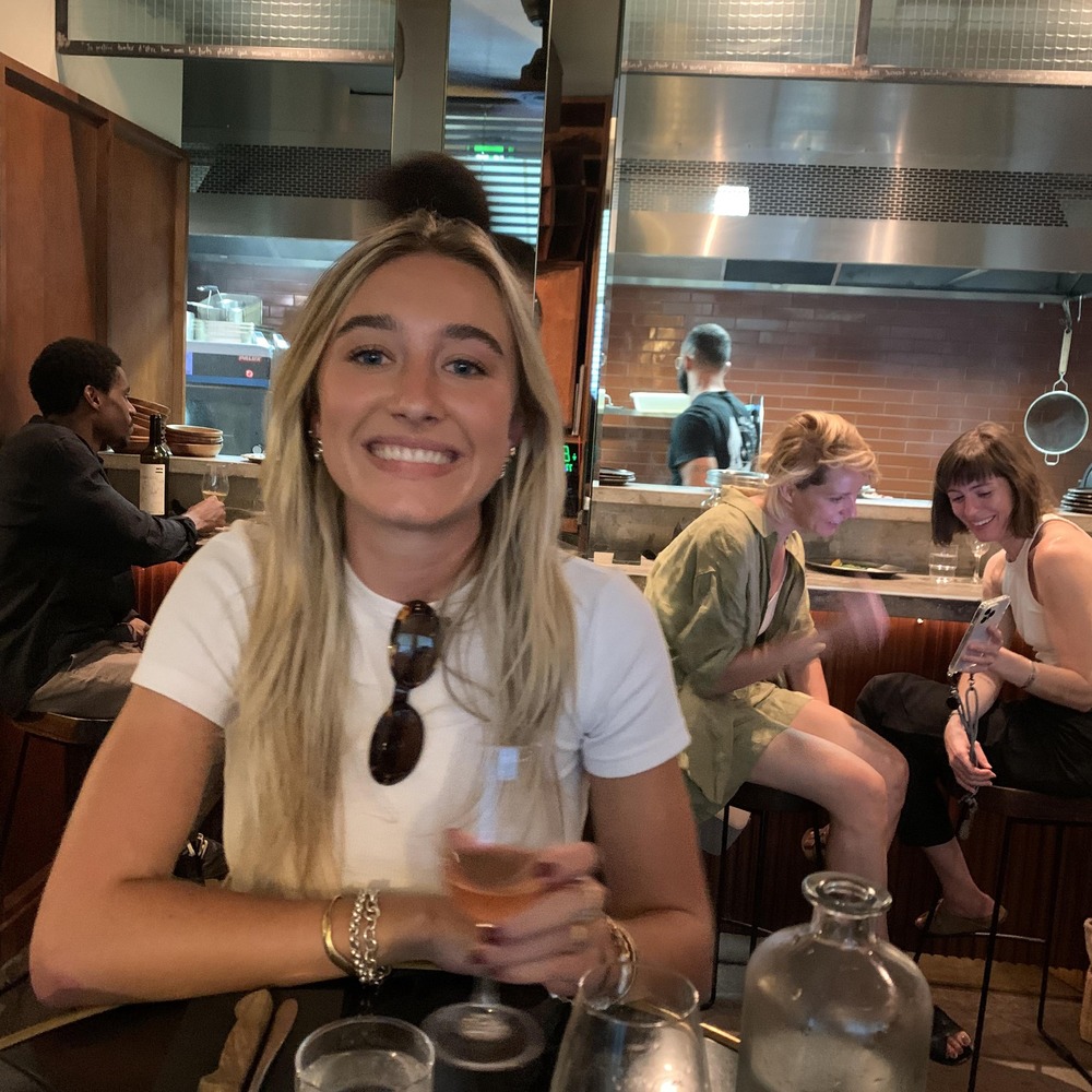 Meet your Posher, Izzy